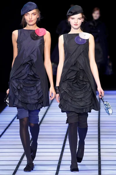 Look 35